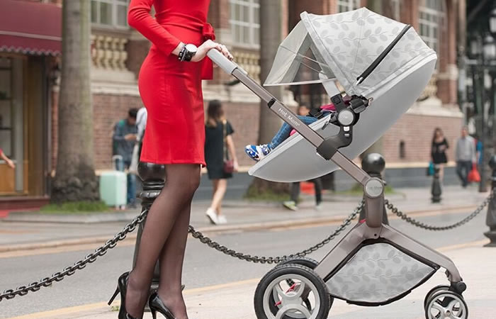 Hot Mom цветочный принт коляска